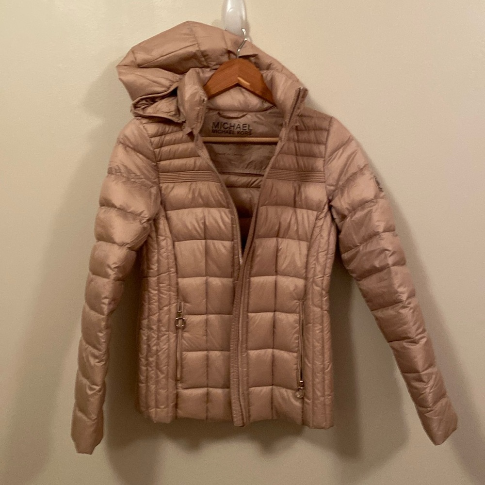 Michael Kors Puffer beige jacket